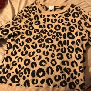 Long sleeve leopard print sweater
